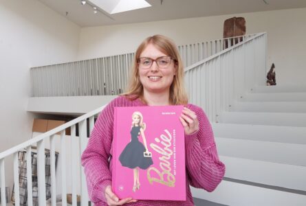 Boek v/d maand september 2026: Barbie